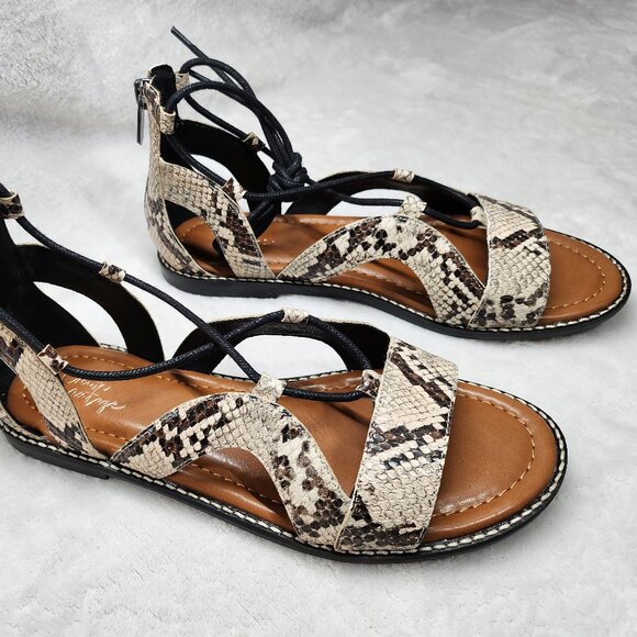 *New Low Price!* Crown Vintage Paysley Gladiator Sandals - Picture 13 of 13